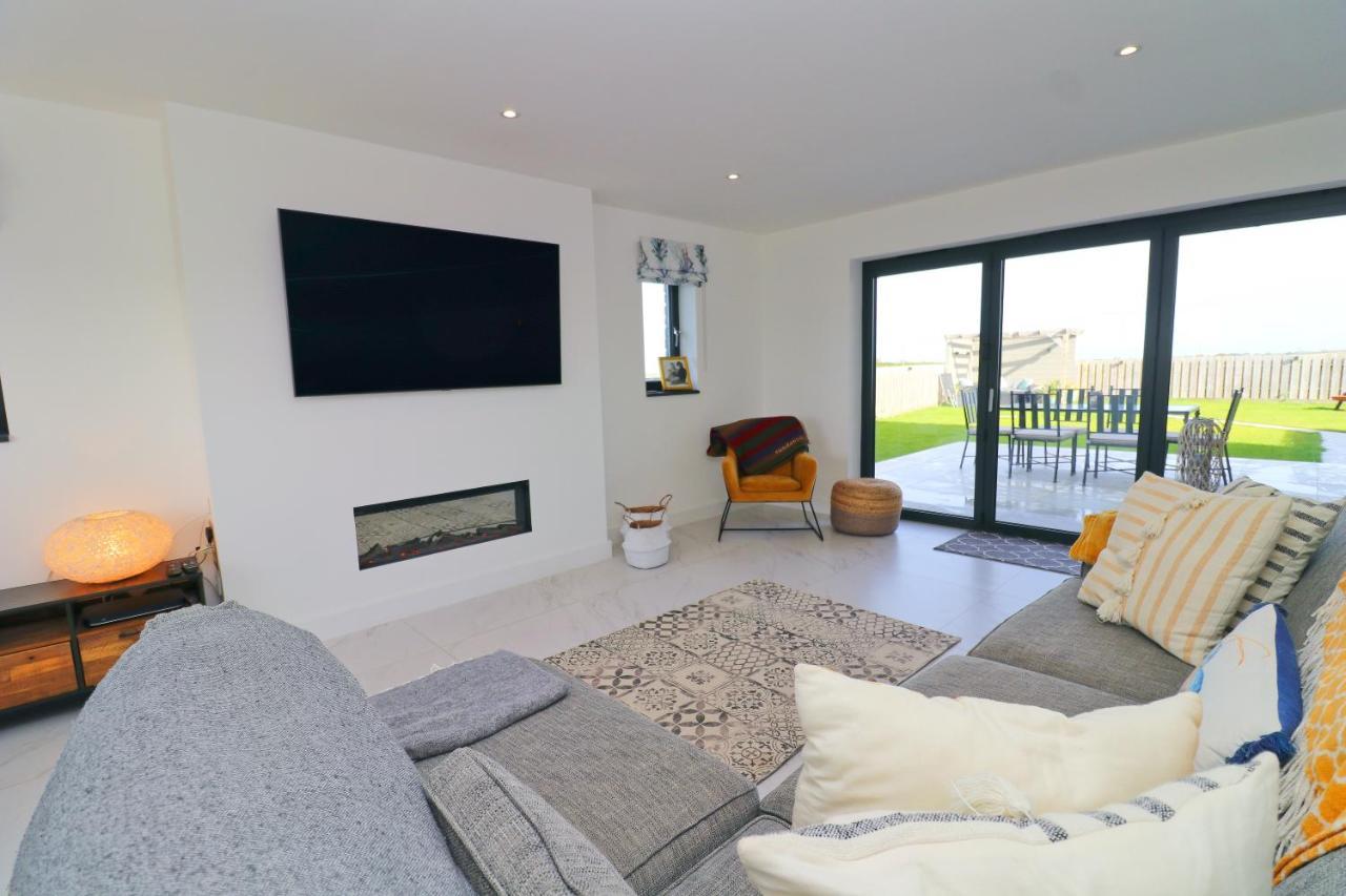 Stunning Home, Sea Views, Walk To Beach Saint Ervan Exterior photo