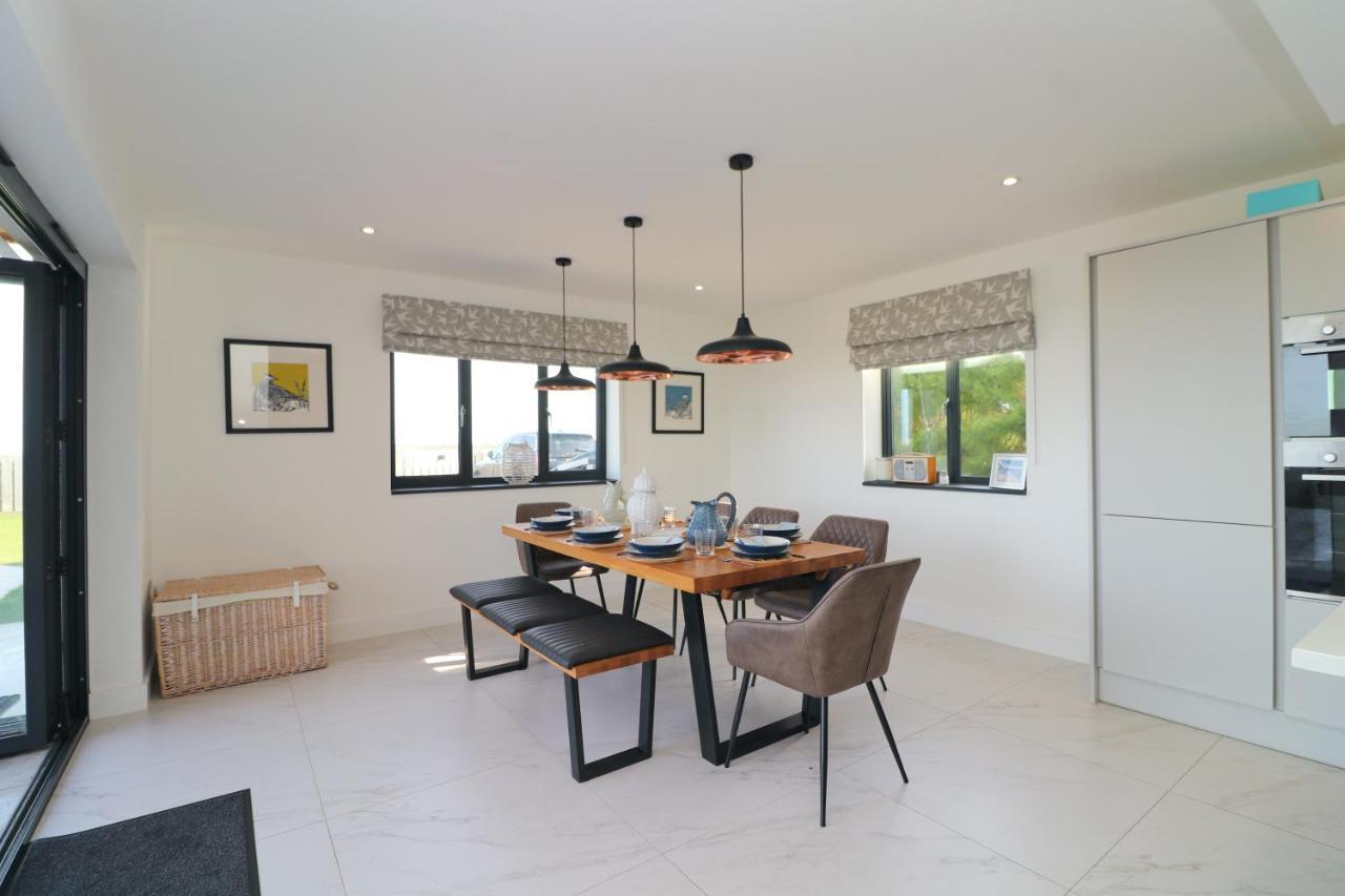 Stunning Home, Sea Views, Walk To Beach Saint Ervan Exterior photo